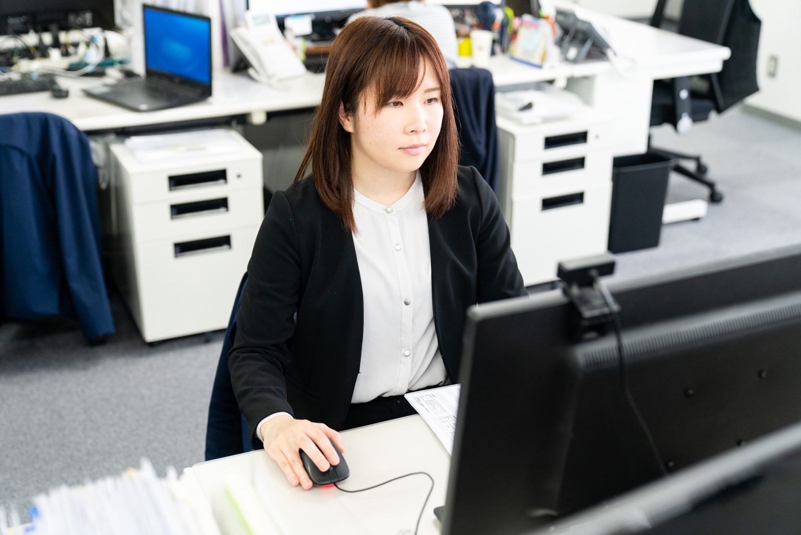 プランナー大野作業中／半世紀への挑戦